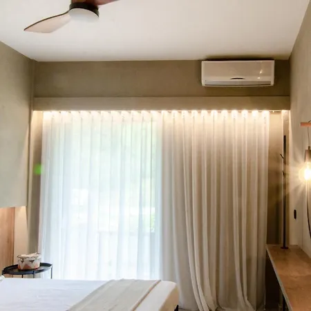 別荘 Sea Front Elegant Kalandra